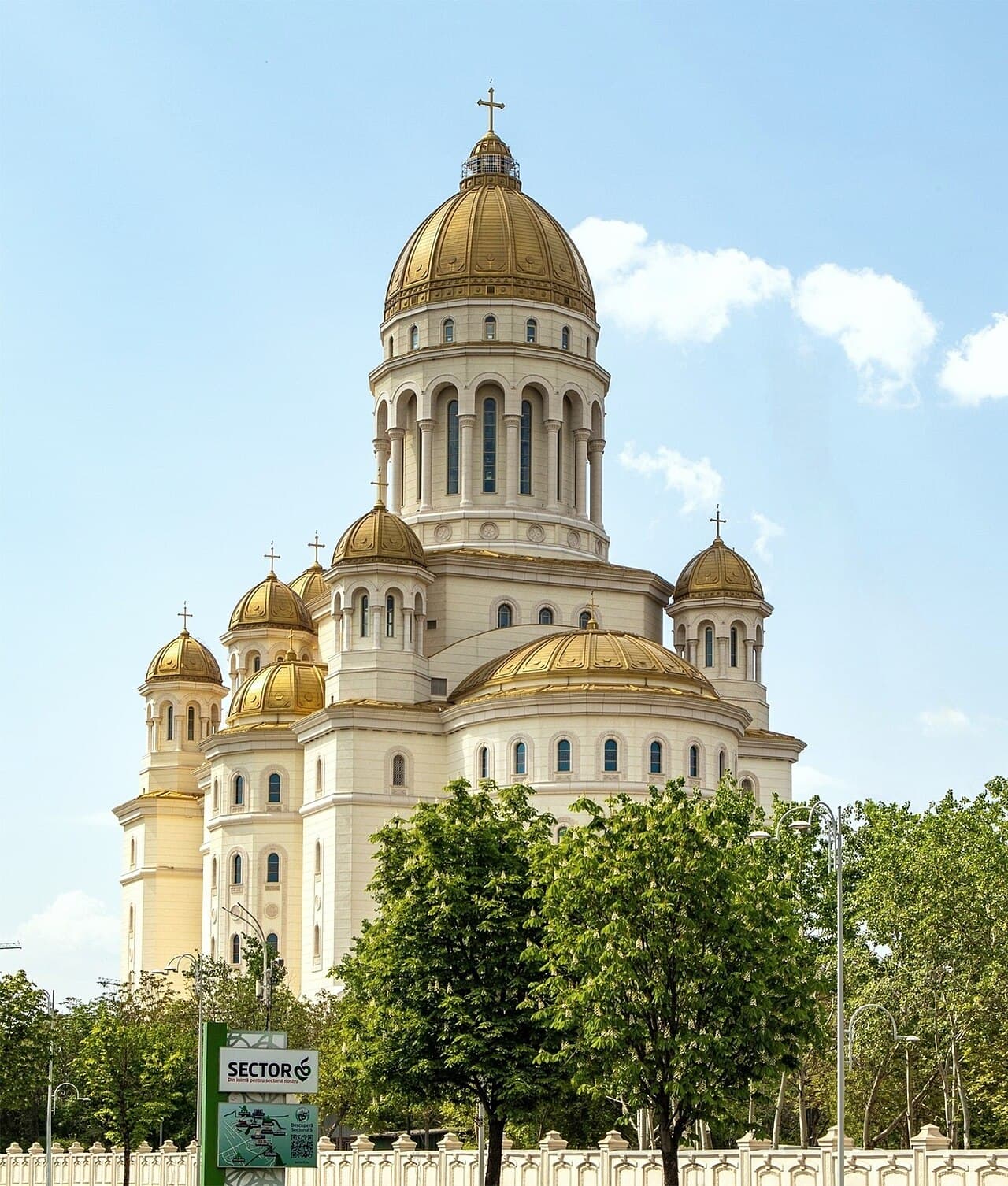 Catedrala Mantuirii Neamului